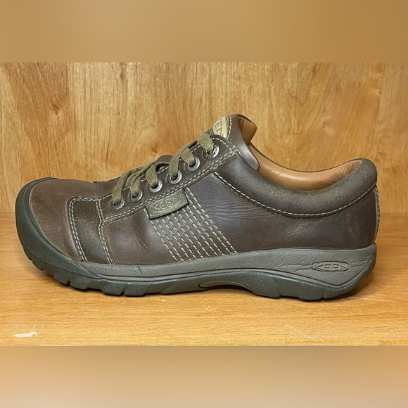 Keen Brown Lace Up Boots with Durable Leather - Picture 4 of 7